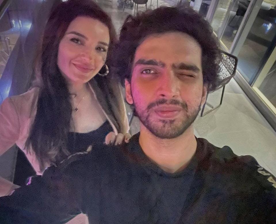 Video: Sadia Khan expresses excitement after meeting Jaaved Jaafery and Amaal Mallik
