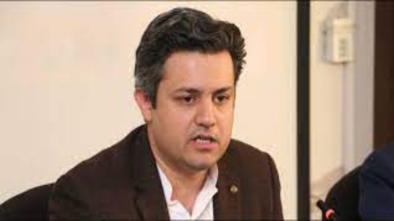 PTI MNAs call for Hammad Azhar’s resignation, threaten to protest in NA