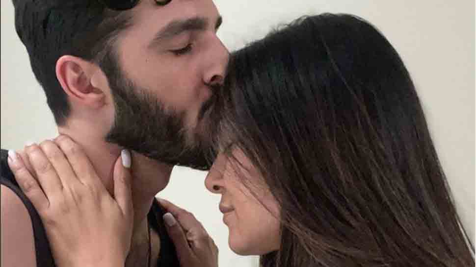 ‘It’s over, risk’: Sushmita Sen gets emotional while announcing break-up with Rohman Shawl