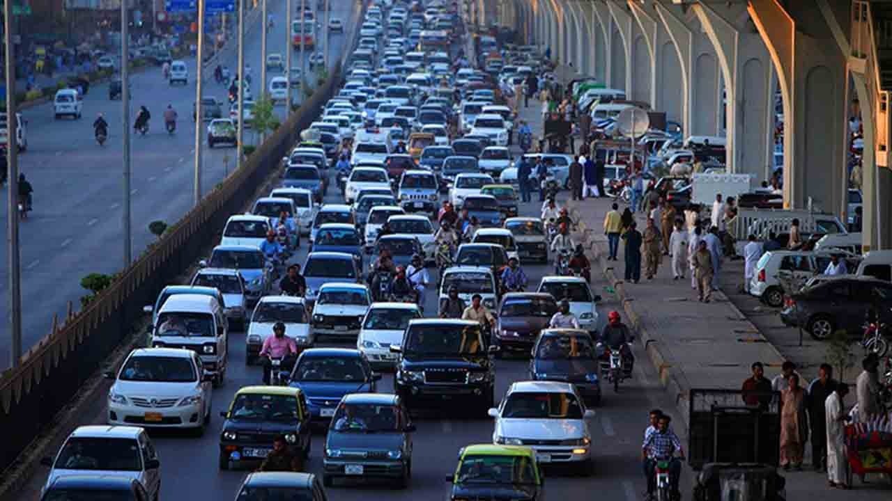 Remove ban on imported cars, petitioner moves Lahore High Court