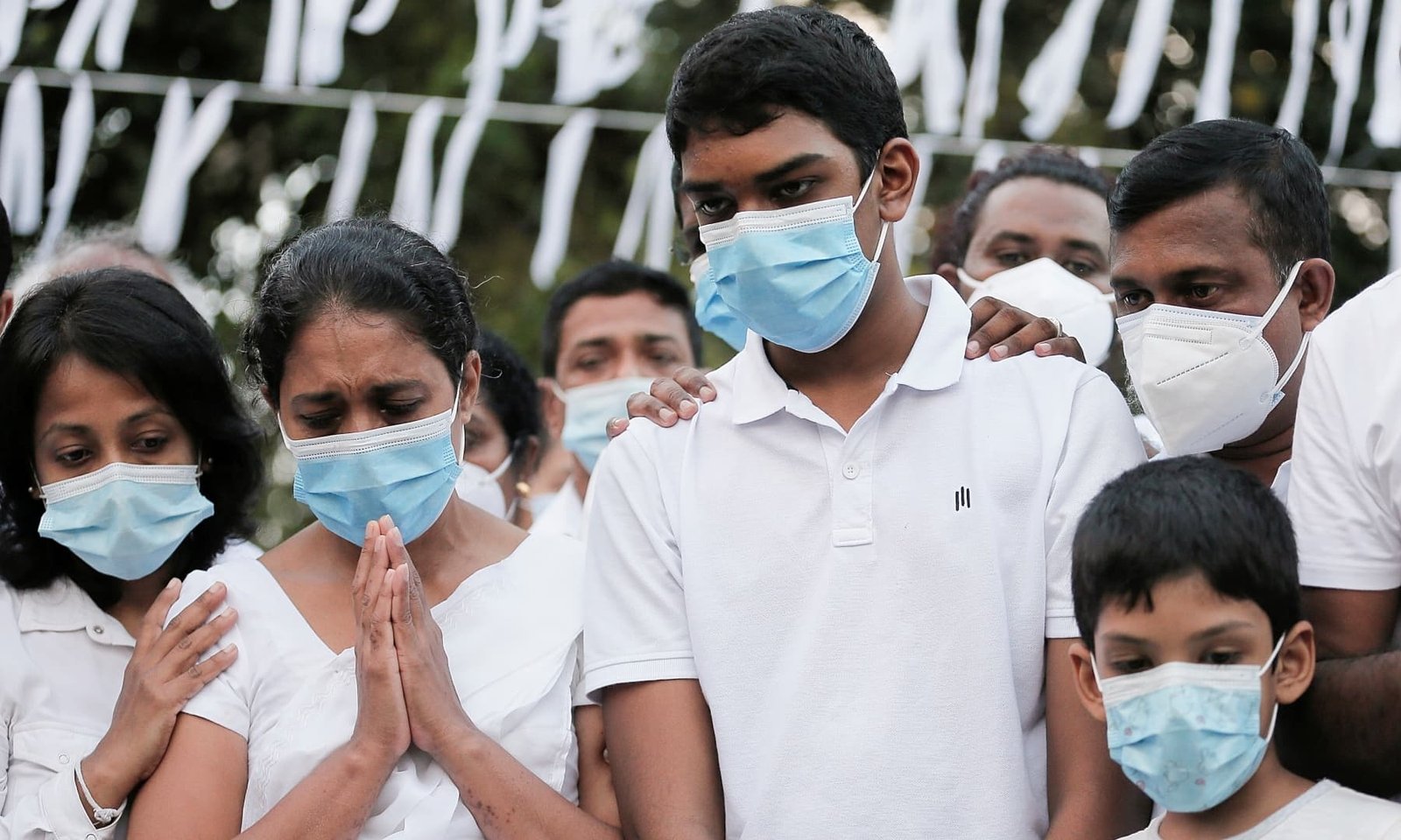 Pak business community gives widow of Sri Lankan national Priyantha Kumara aid, PM Khan appreciates