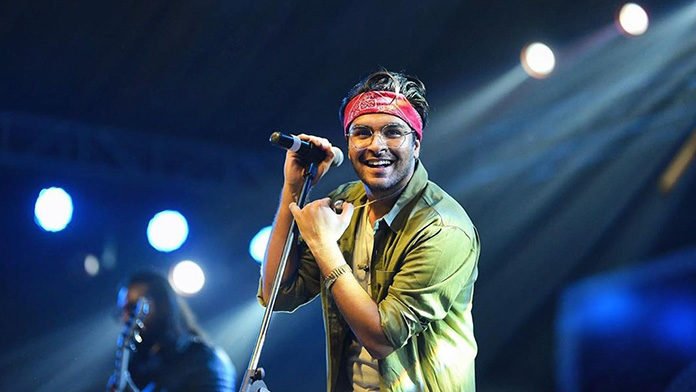 ‘Drinking openly, uncomfortable’: Asim Azhar calls out attendees for misconduct at concert