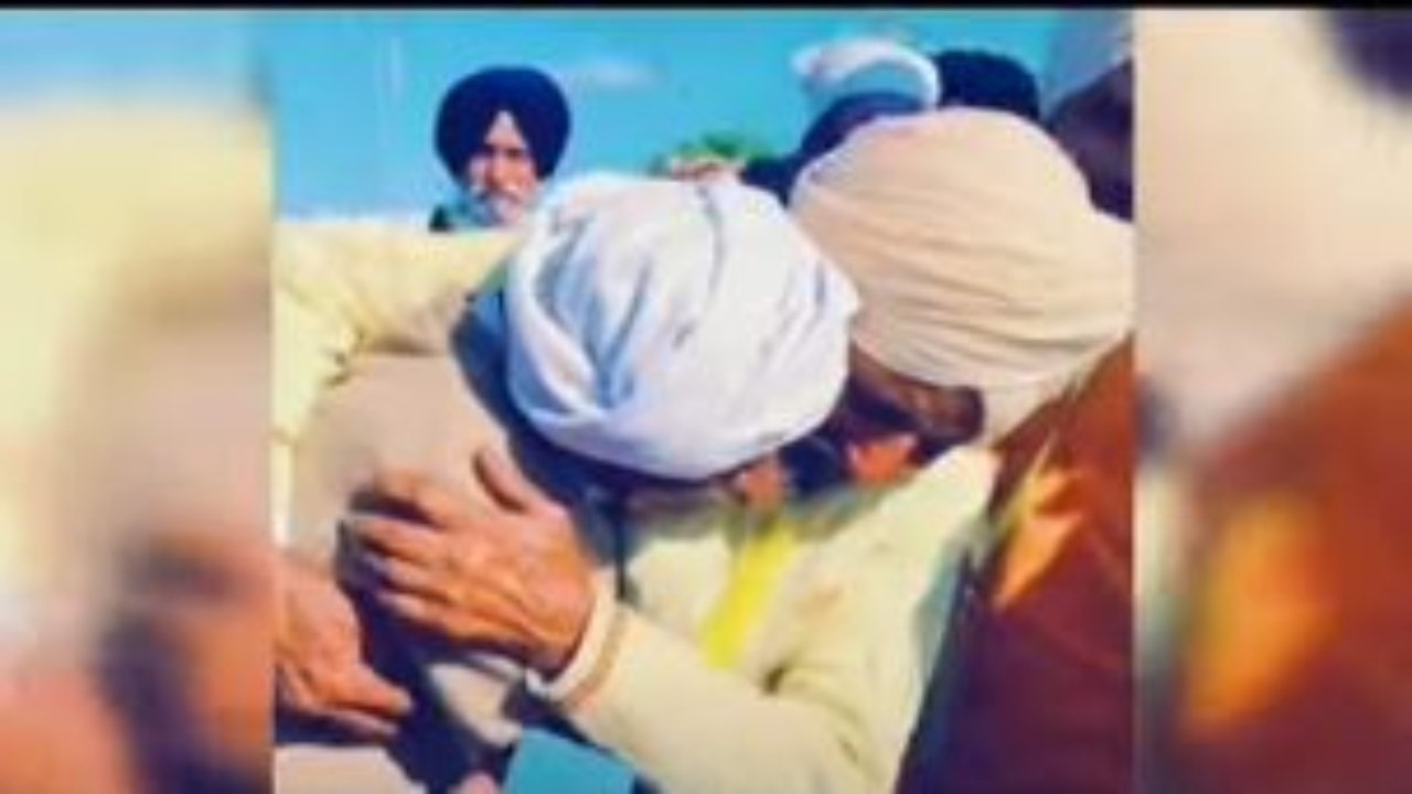 Two brothers reunite at Kartarpur Corridor after 74 years from Pakistan, India