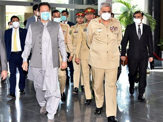 PM Khan, army chief reach Balochistan’s Naushki to spend a day with troops
