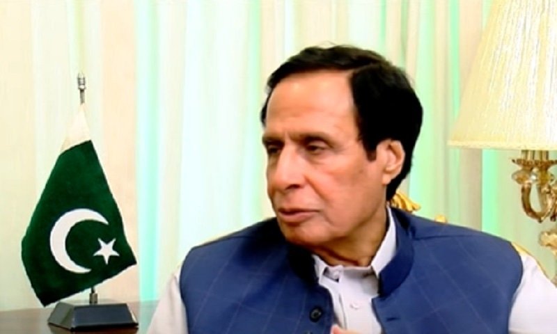 ‘Sari zindagi nappy change kartay rahainge kya, bachay ko neechay utarainge tu seekhe ga’: Pervaiz Elahi