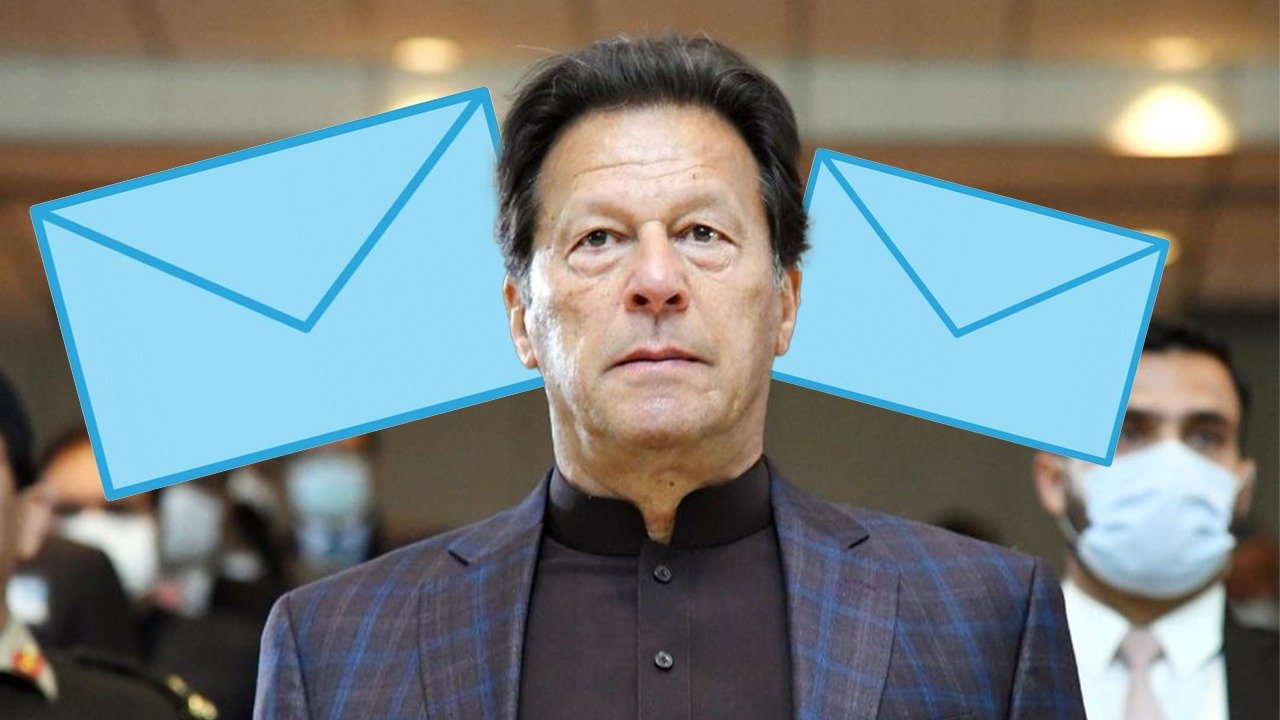 What’s in the ‘threat letter’? PM Khan reveals content to journalists