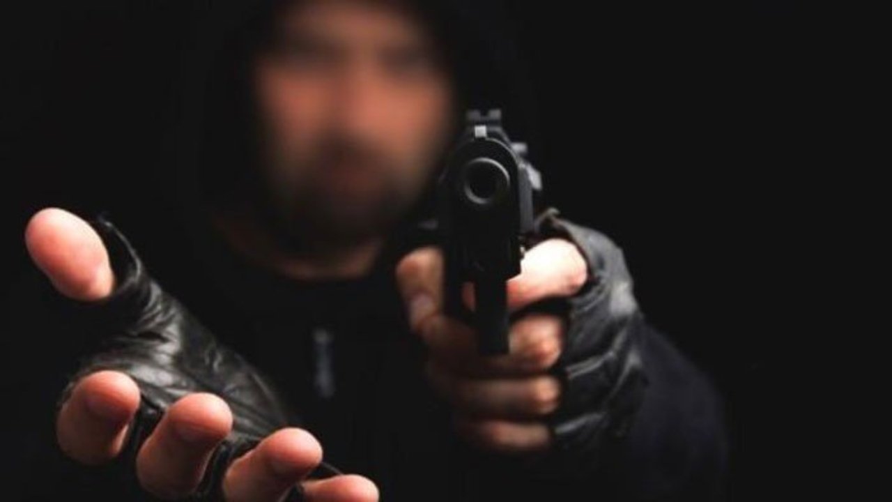 Man kills robber in an attempted robbery