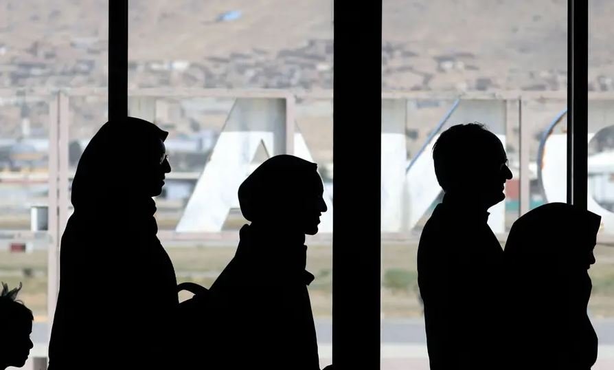 Taliban ban Afghan women from flying without male relative