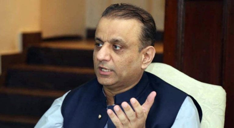 ‘Hamza is like my brother’, Aleem Khan dispels rumours of differences with him
