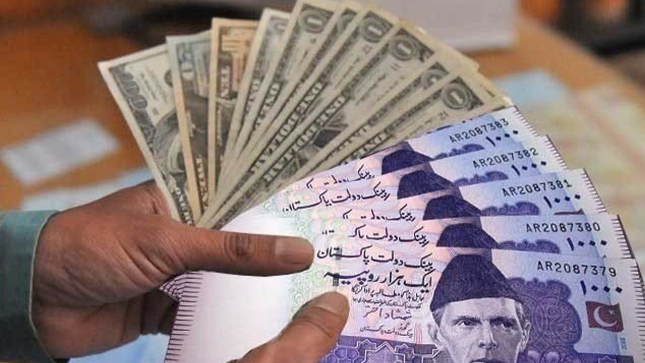 Pakistan’s foreign exchange reserves dropped by $115 million