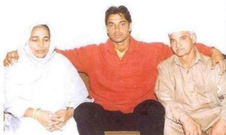Shoaib Akhtar reveals he was his mother’s driver for 11 years, pays tribute