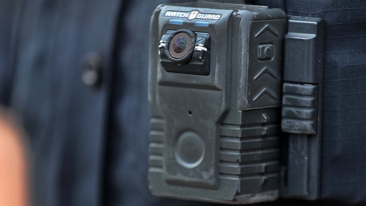 Lahore Police officials will now wear ‘body cams’ to fight crime