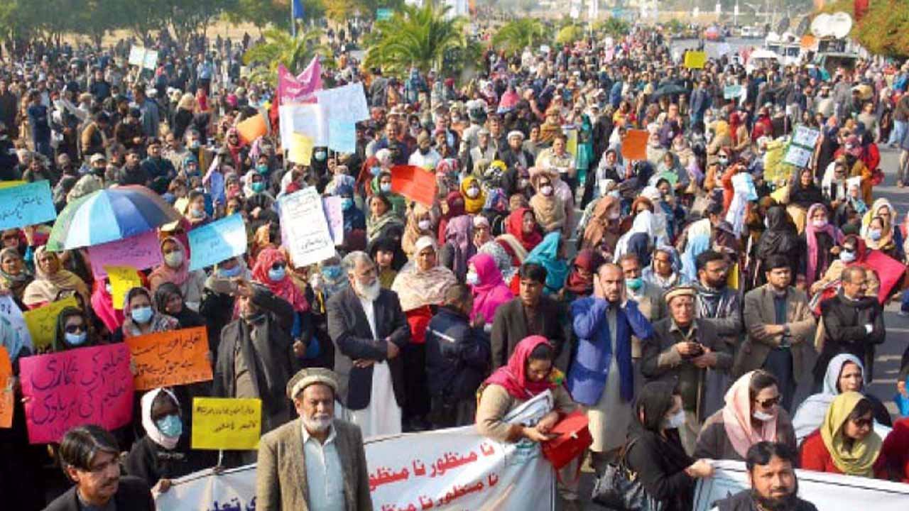 Federal Govt teachers demand pay raise, promotion