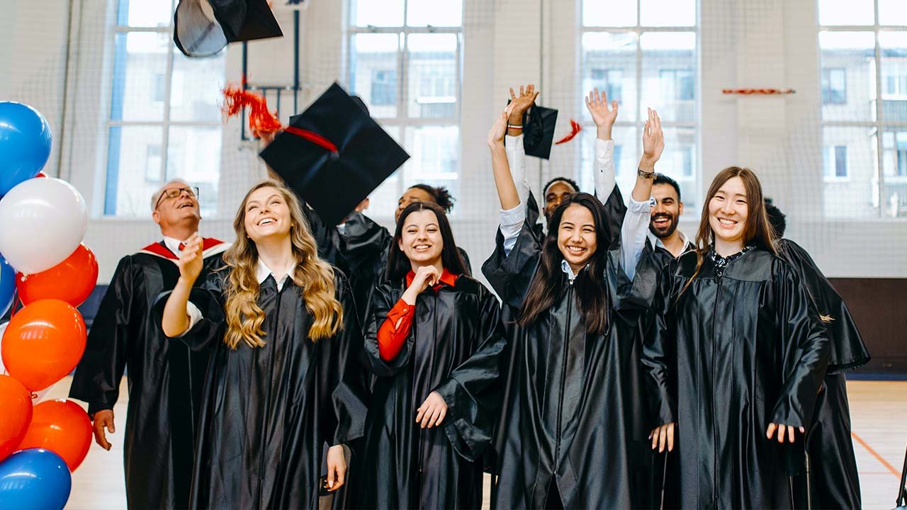 A new visa scheme allows graduates from world’s top universities to come to UK