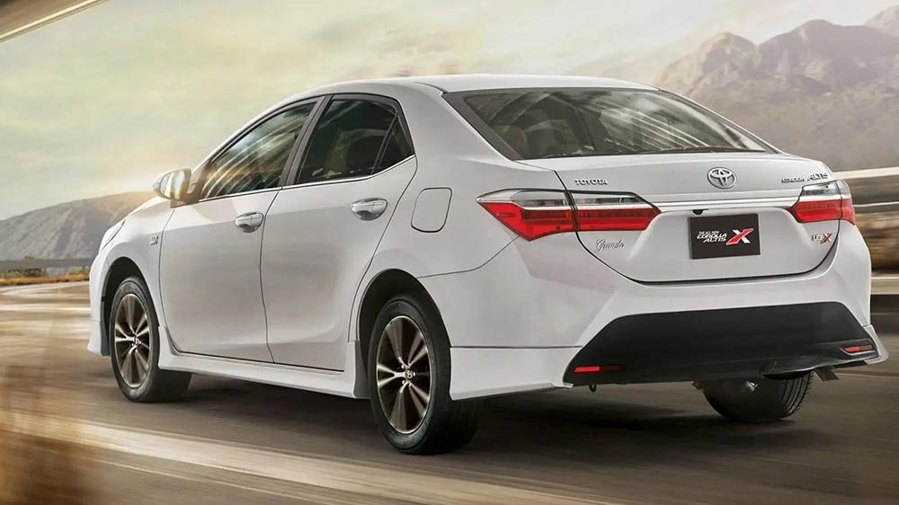 Toyota announces a massive price increase for all vehicles