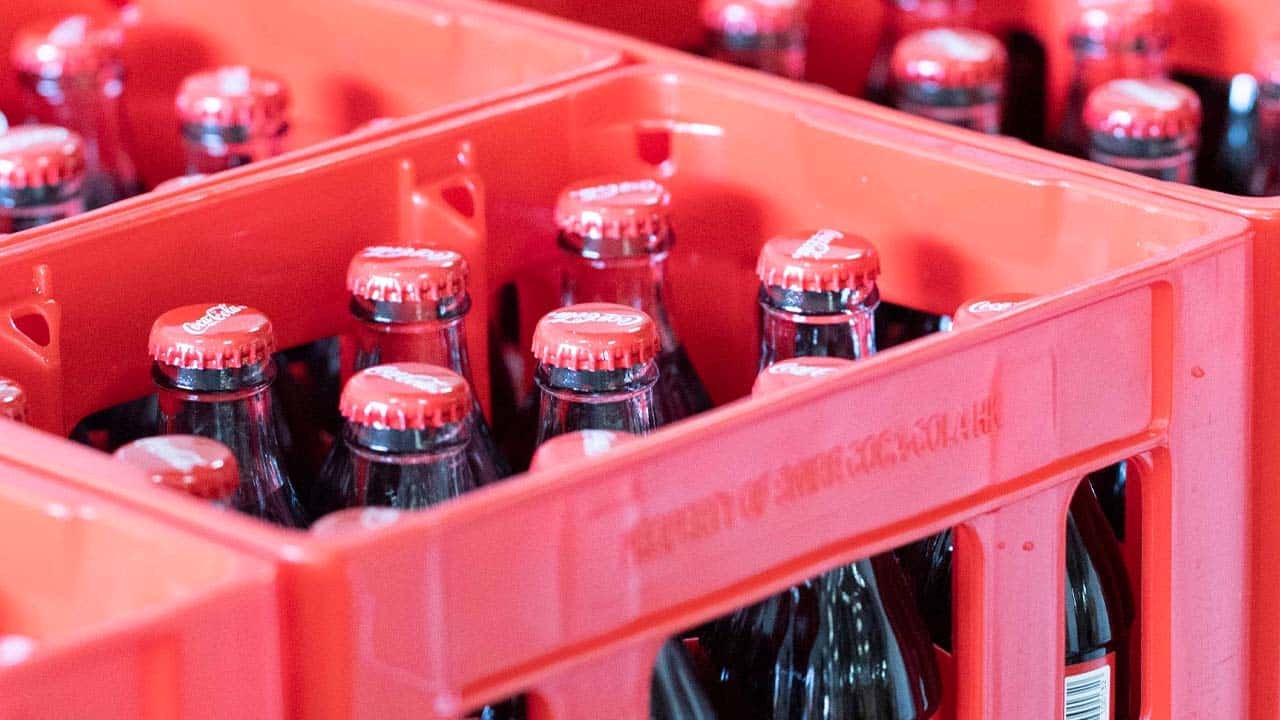 Punjab Food Authority raids factory producing fake beverages in Lahore