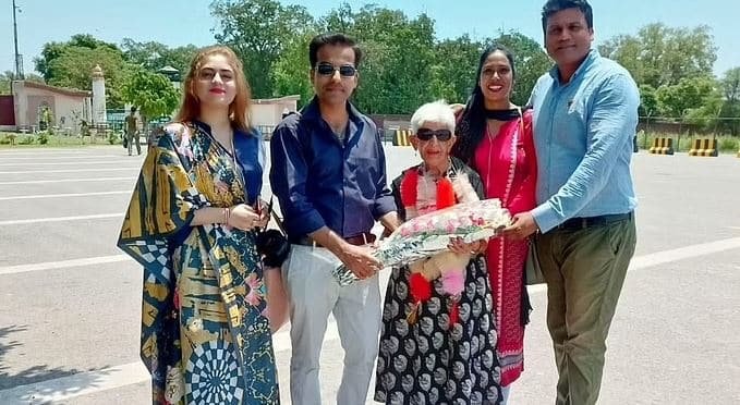 90-year-old Indian woman visiting her old home in Pakistan wants to visit Murree and Islamabad