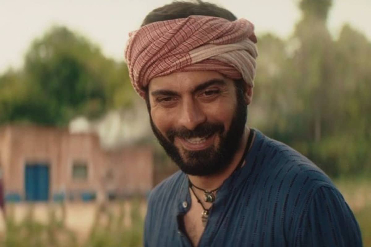 Pakistani, Indian fans send love to Fawad for his debut role in Ms Marvel