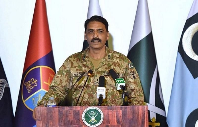 Former DG ISPR Asif Ghafoor appointed Commander XII Corps Quetta