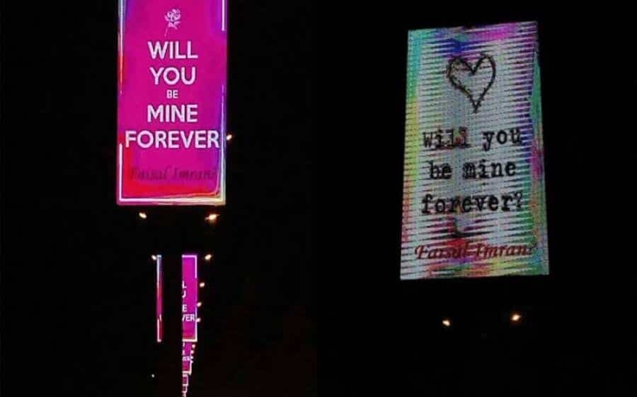 Girl proposes to a boy on digital streamer in Lahore