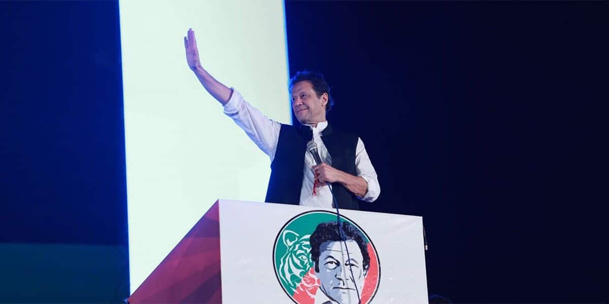 ‘Mujhe itna dewaar say mat lagain ke mai sari qaum ke samnay unki shaklain rakh doon’: Imran Khan