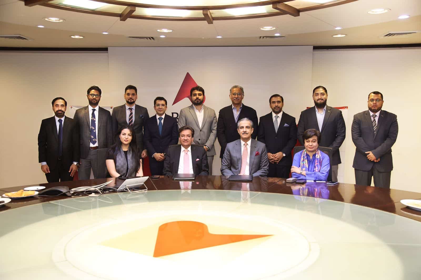 Bank Alfalah and Alfalah Insurance in collaboration with Fidelity Insurance Brokers inked a memorandum of understanding to provide International Health Insurance “GlobalCare” to their prestigious clients in Pakistan