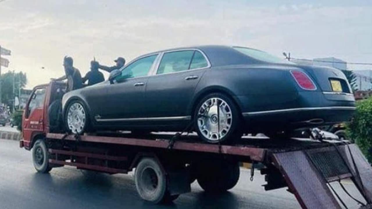 Bentley Mulsanne stolen from London, recovered in DHA Karachi with a Sindh license plate