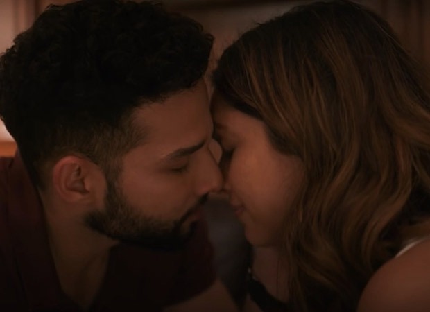 Deepika Padukone reacts to comments asking if Ranveer Singh is okay with  her intimate scenes in Gehraiyaan : Bollywood News - Quick Telecast