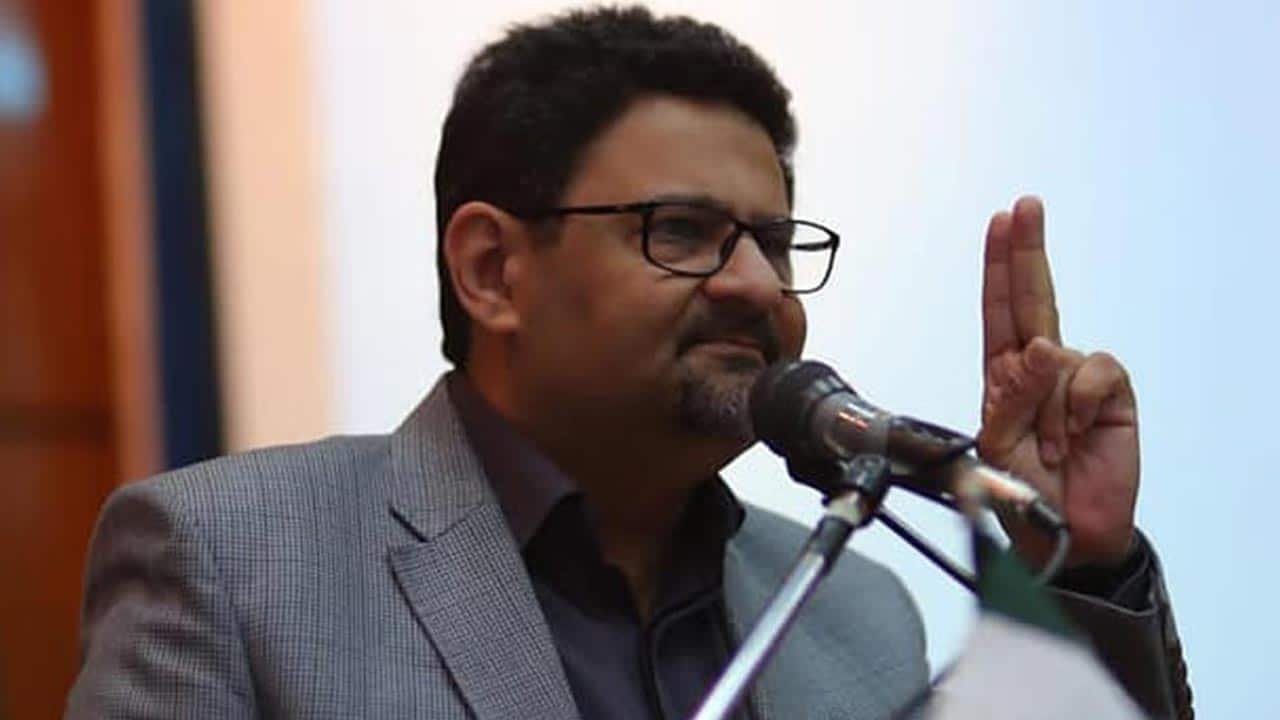 Reduction in POL prices without IMF approval is a ‘reckless’ decision, says Miftah Ismail