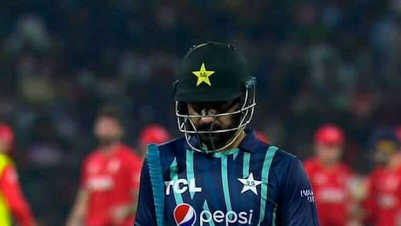 Khushdil Shah reportedly breaks down in dressing room after hearing ‘Parchi’ chants