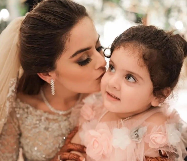 ‘3 saal ki bachi ka mazaak’: Minal Khan blasts troll for referring to niece Amal as ‘choti aurat’