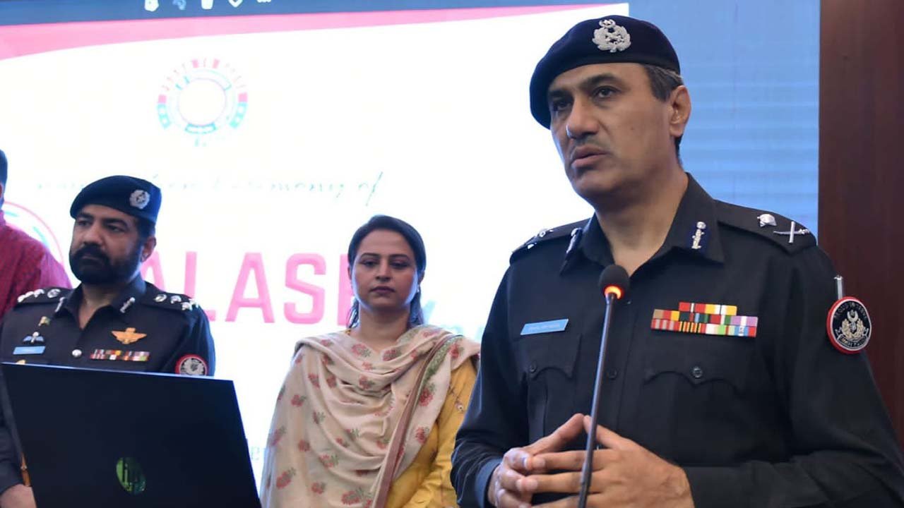 Sindh police launches ‘Talash’ app to fight street crimes in Karachi