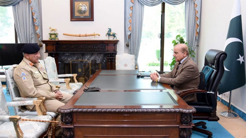 Farwell visits: General Bajwa meets PM, President one day before retirement