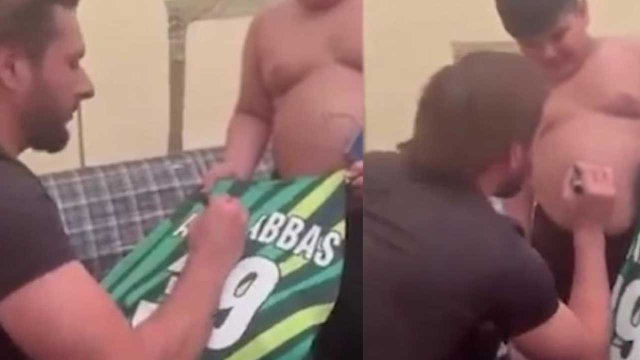‘Cricket khelni hai aap ne ya wrestling karni hai?’: Shahid Afridi signs autograph on kid’s tummy