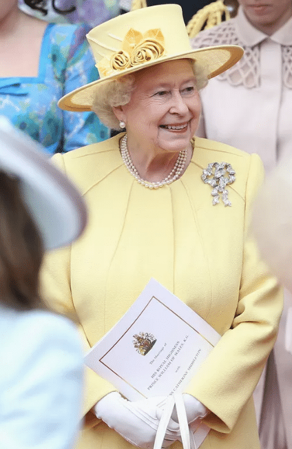 ‘Fulfillment of my biggest wish’: Mawra Hocane shares pictures of Umrah with mother