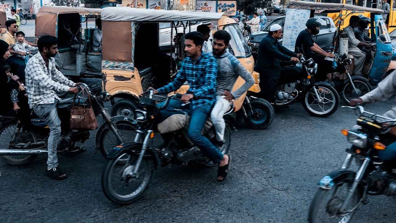Majority of fatal accidents in Karachi involved motorcycles: report