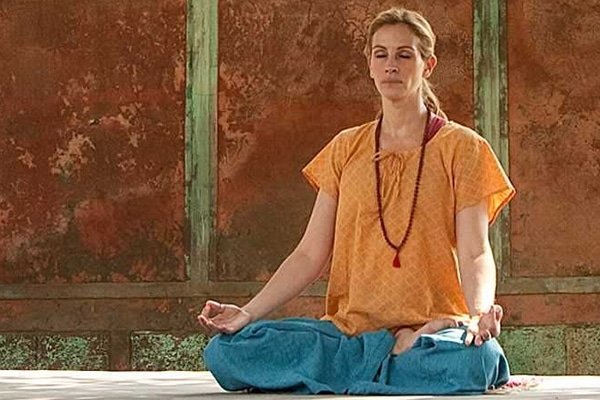 Why did Julia Roberts convert to Hinduism?