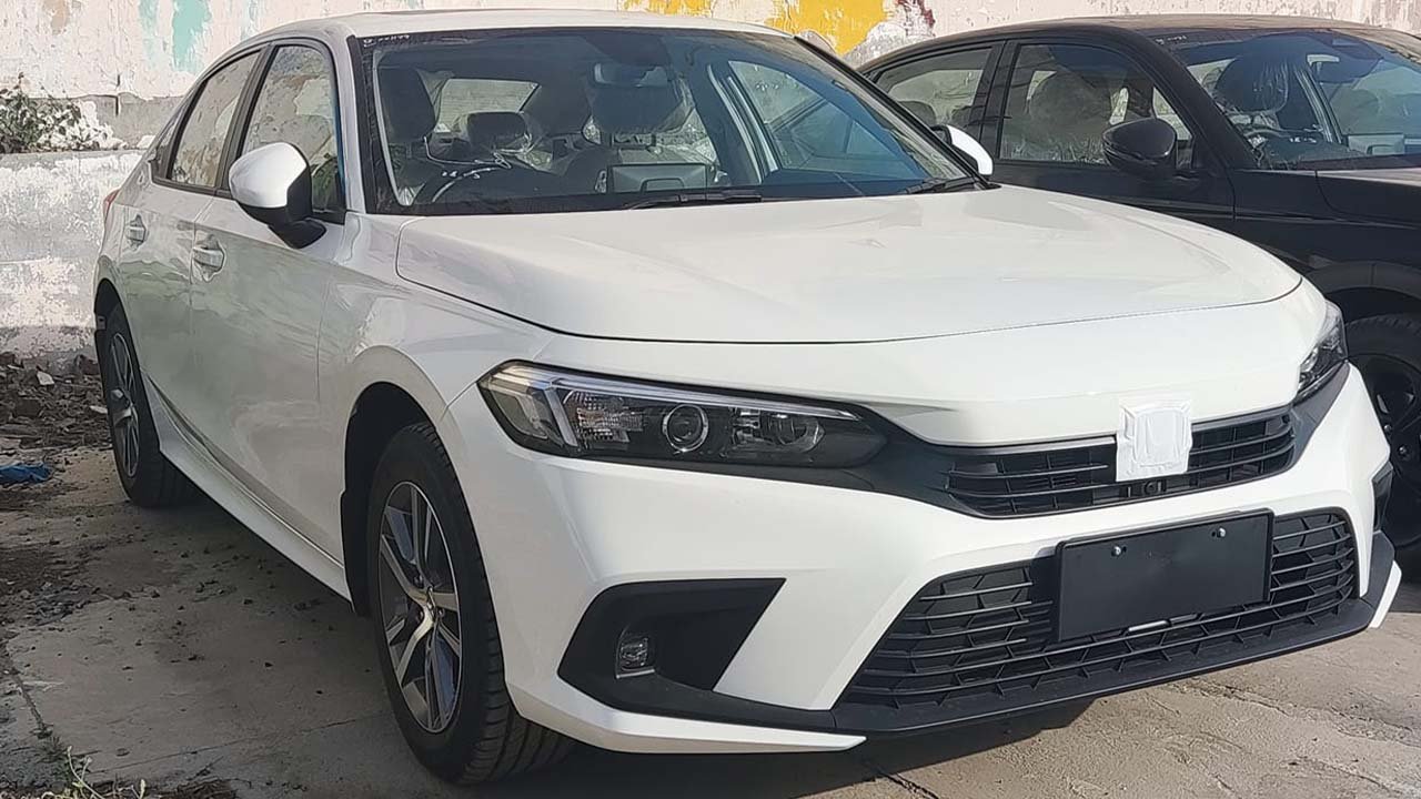 Honda Civic RS now costs Rs8.1 million after the latest price hike