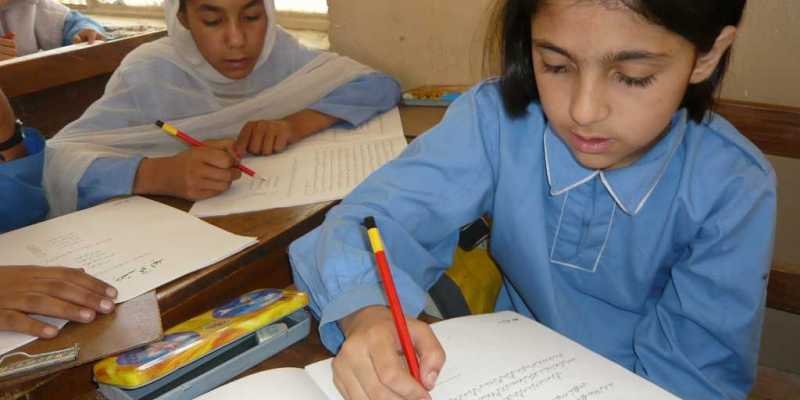 Sindh govt cancels registration of Karachi private school after teacher encourages class to laugh at student for speaking Urdu