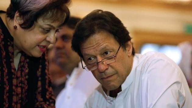 Does Shireen Mazari use Imran Khan’s Twitter account?