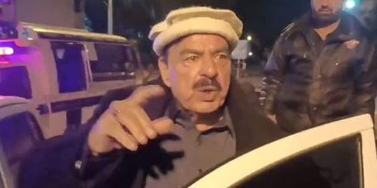 Sheikh Rasheed booked in another case for speaking against Bilawal