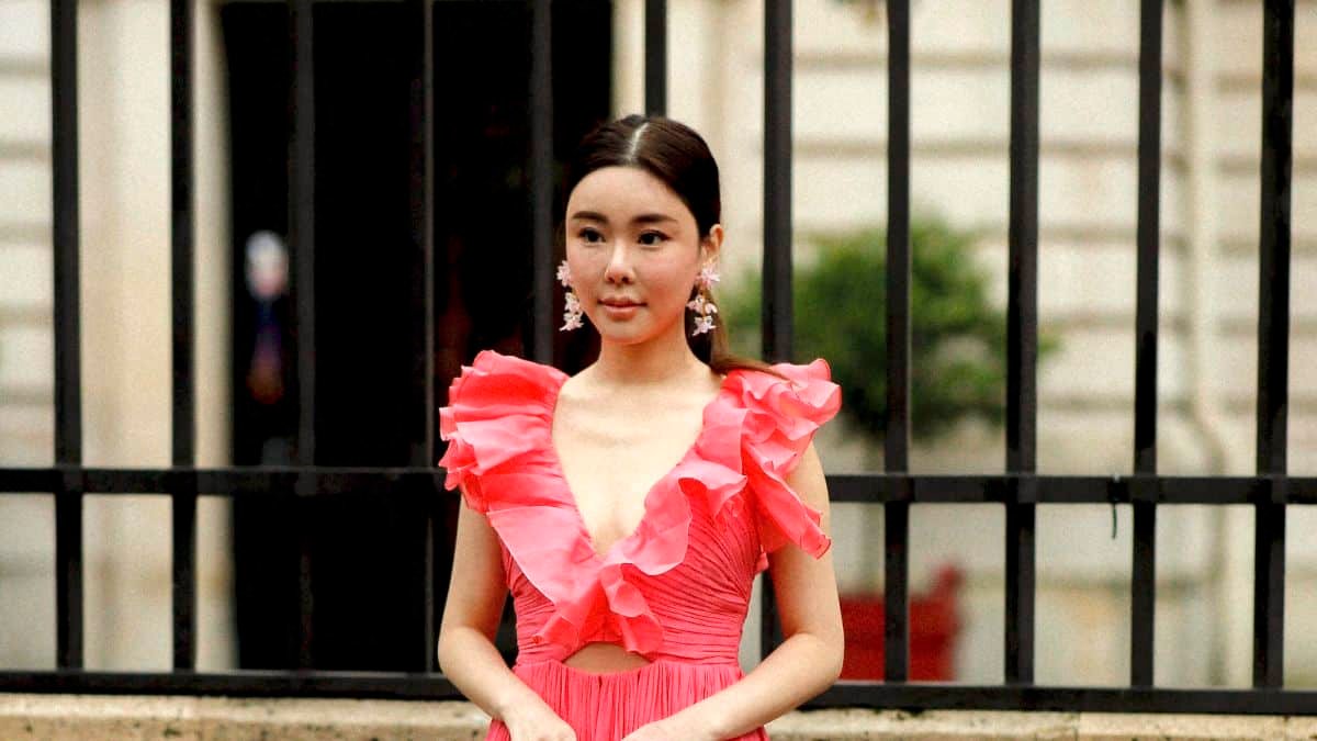 Head of Paris Fashion Week model found in soup pot, legs in fridge