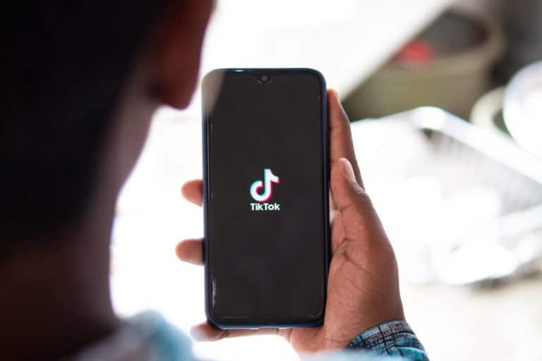 TikTok will set a 60 minute screen time limit for users under 18