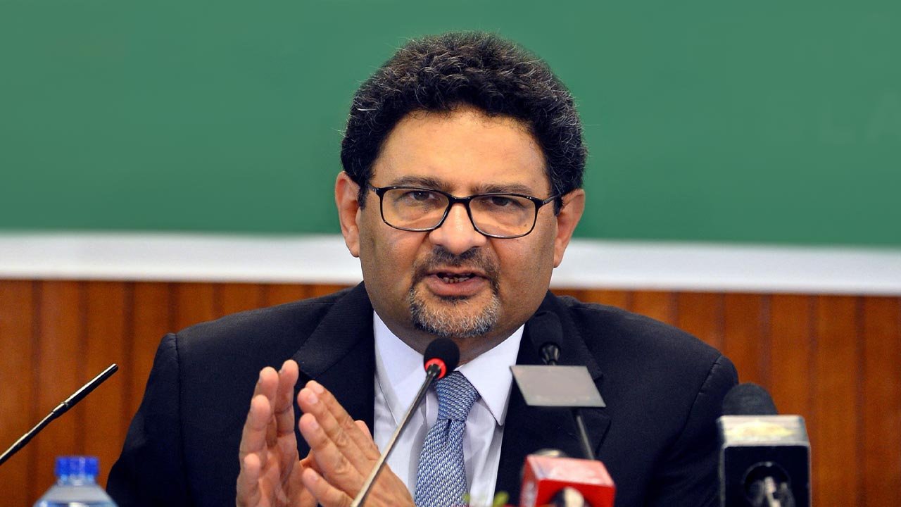 ‘I don’t think PML-N can clean sweep in elections’: Miftah Ismail