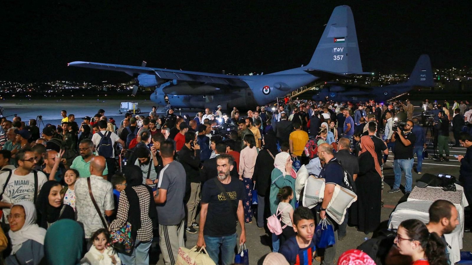 More than 30 Pakistanis living in Sudan safely reach Jeddah