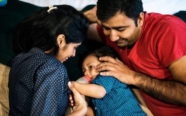 President Arif Alvi approves Maternity and Paternity Leave Bill