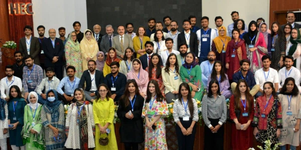 Pakistan gets most scholarships second year in a row