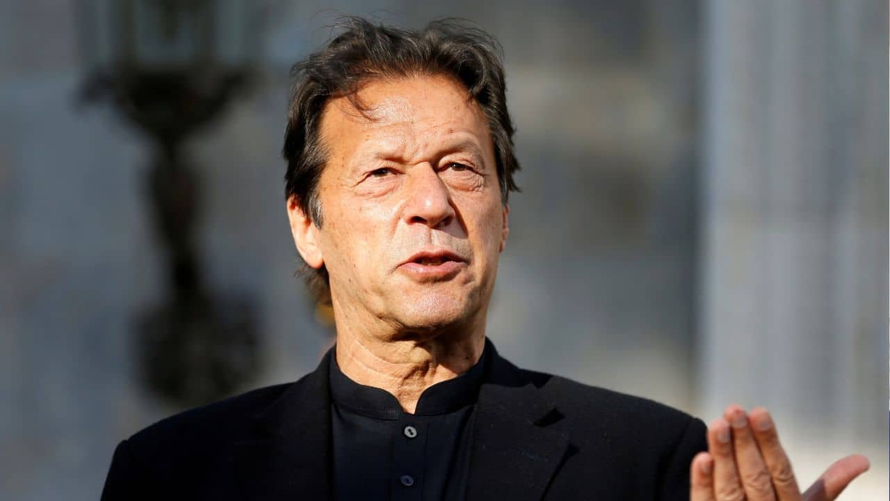 Imran apologises to court for threatening Judge Zeba