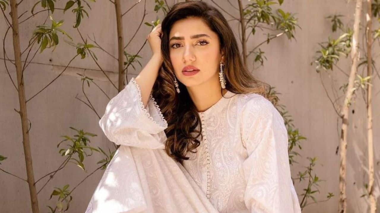 ‘Psychiatrist told me I had manic depression’, Mahira opens up about mental health