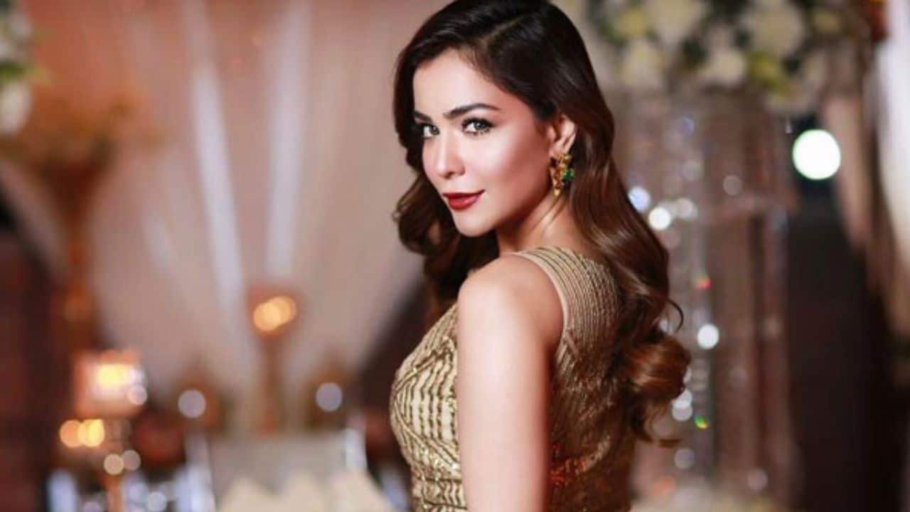 Actor Humaima Malick says ‘Aurat Card’ is easily used